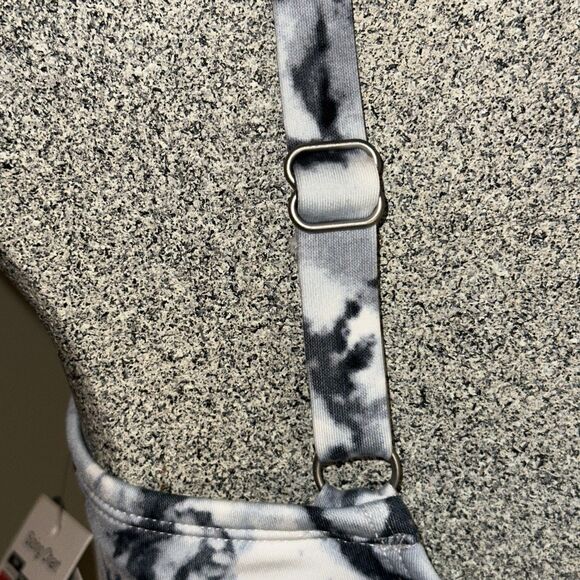 M 8/10 Women’s Bikini Top Two Adjustable Straps Underwire - Picture 4 of 13